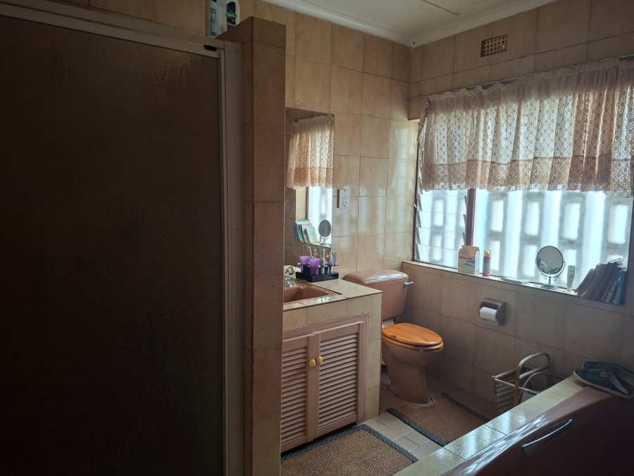 4 Bedroom Property for Sale in Glenmore KwaZulu-Natal