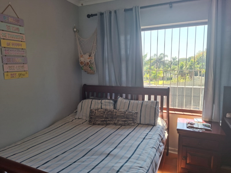 6 Bedroom Property for Sale in Uvongo KwaZulu-Natal