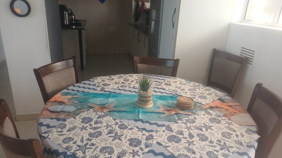 2 Bedroom Property for Sale in Amanzimtoti KwaZulu-Natal