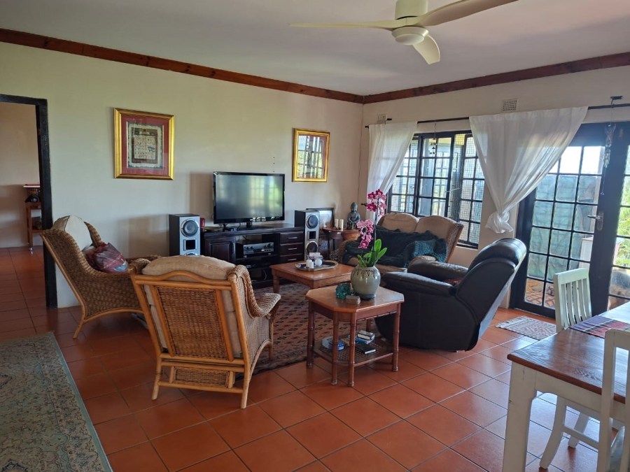3 Bedroom Property for Sale in Port Edward KwaZulu-Natal
