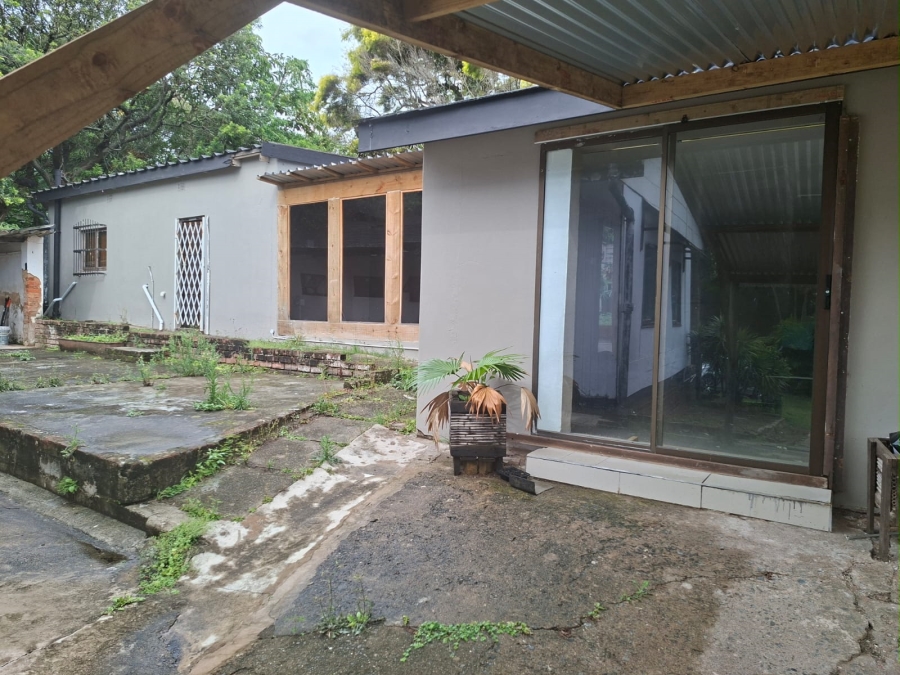 4 Bedroom Property for Sale in Uvongo Beach KwaZulu-Natal