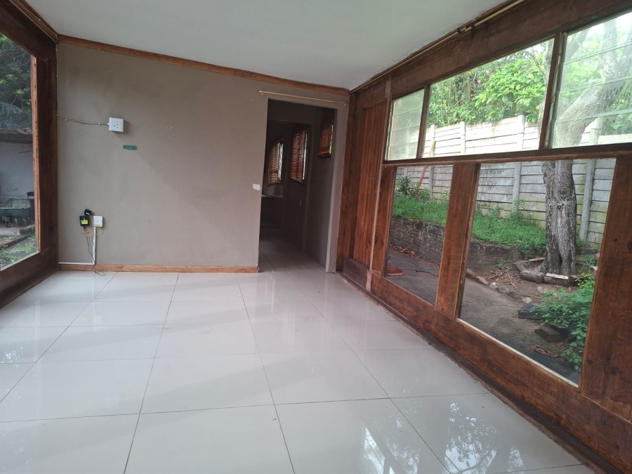 4 Bedroom Property for Sale in Uvongo Beach KwaZulu-Natal