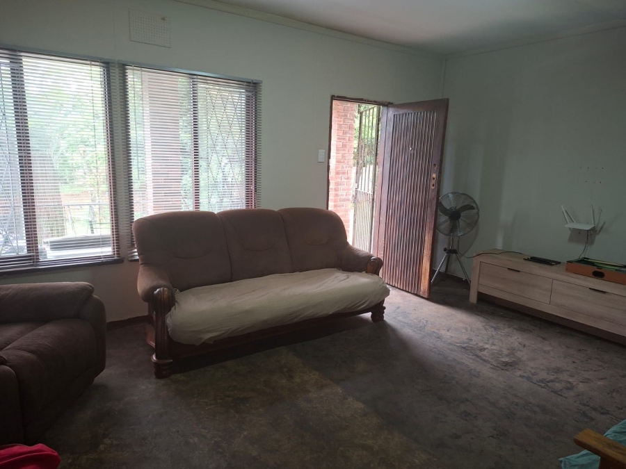 4 Bedroom Property for Sale in Uvongo Beach KwaZulu-Natal