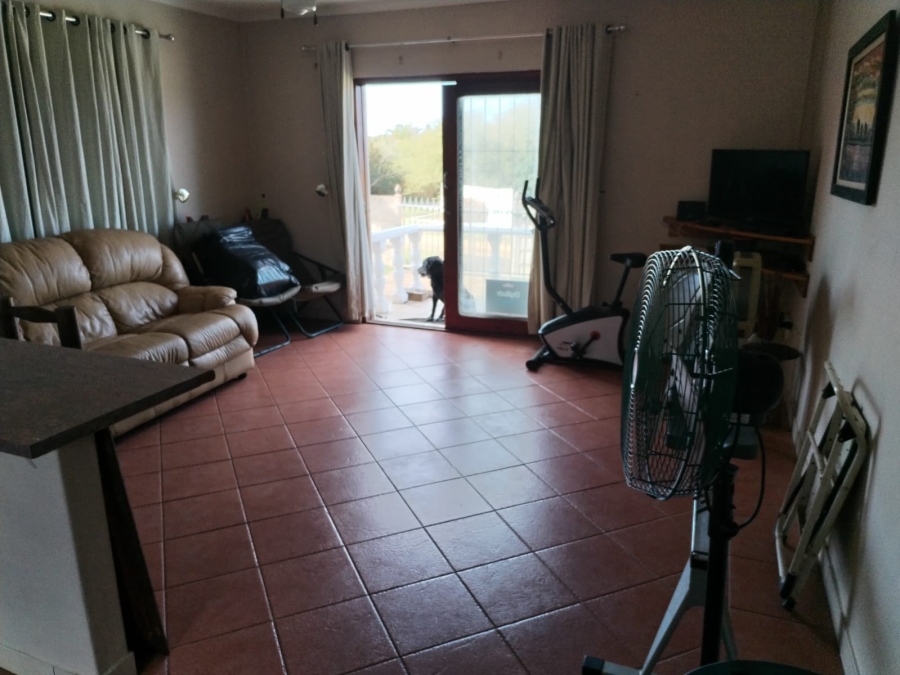 4 Bedroom Property for Sale in Port Edward KwaZulu-Natal