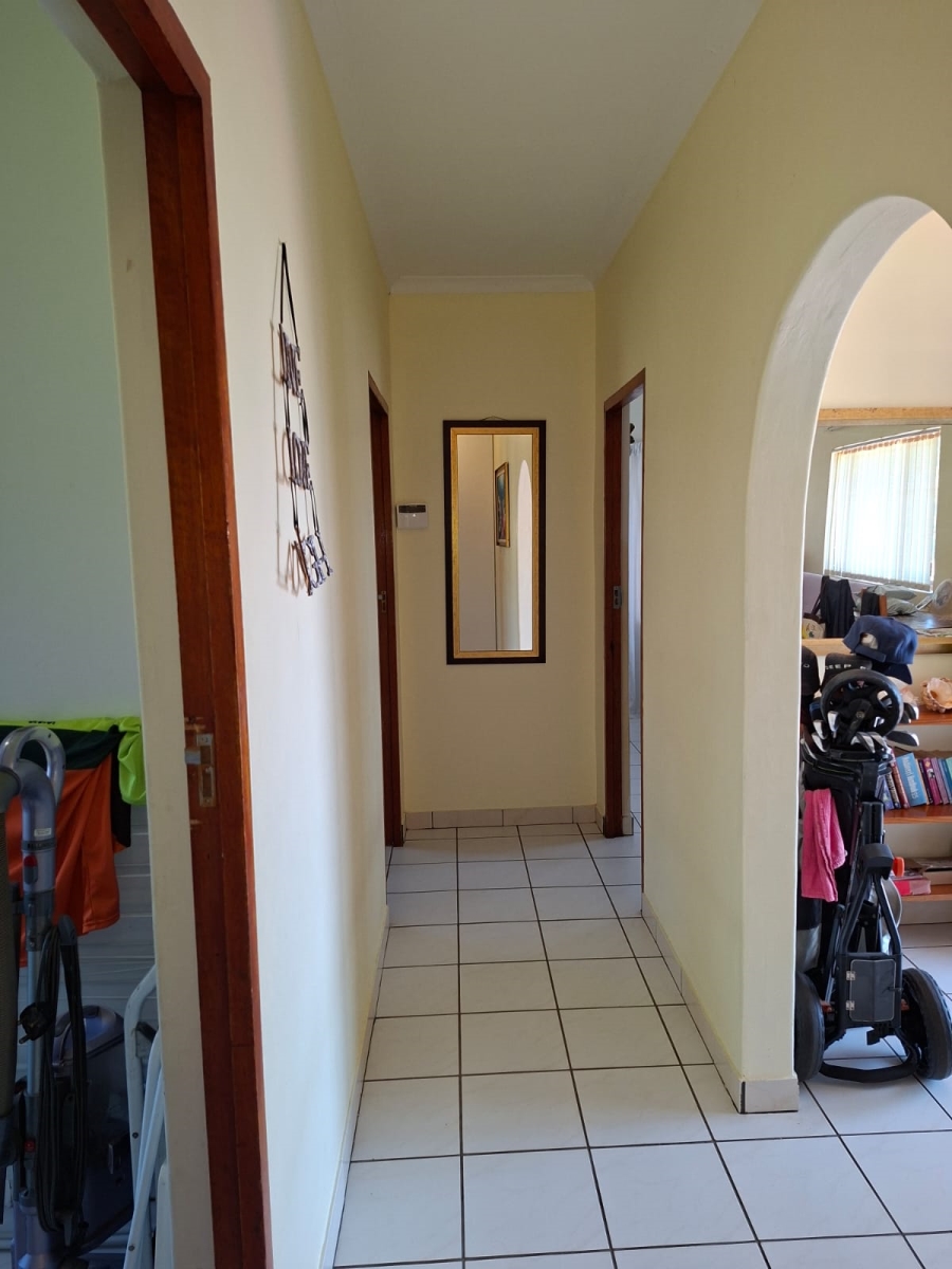 4 Bedroom Property for Sale in Port Edward KwaZulu-Natal