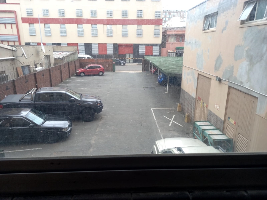 2 Bedroom Property for Sale in Durban Central KwaZulu-Natal