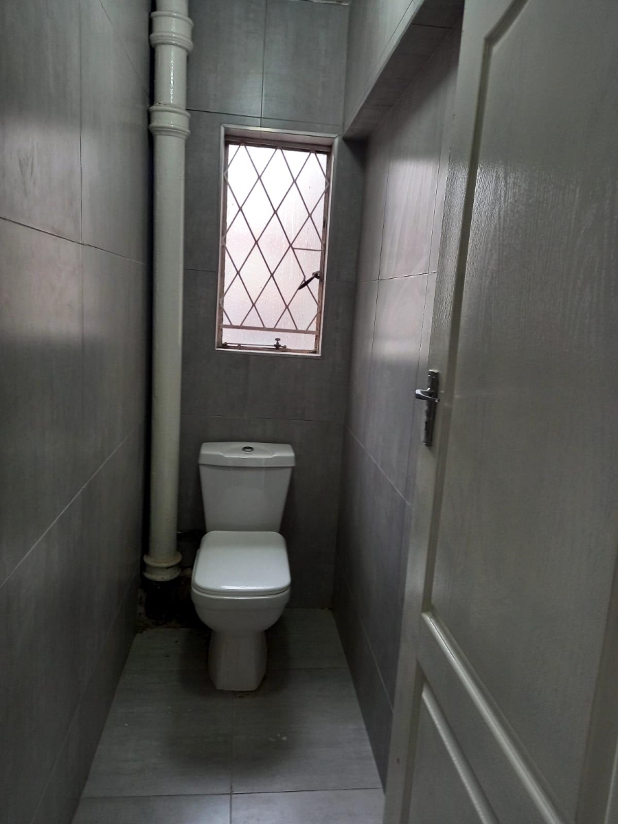 2 Bedroom Property for Sale in Durban Central KwaZulu-Natal