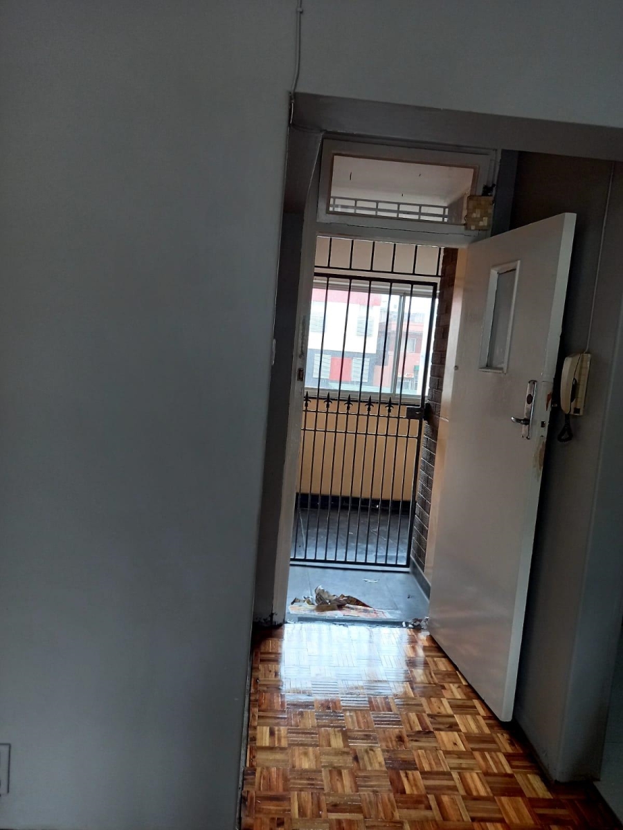 2 Bedroom Property for Sale in Durban Central KwaZulu-Natal