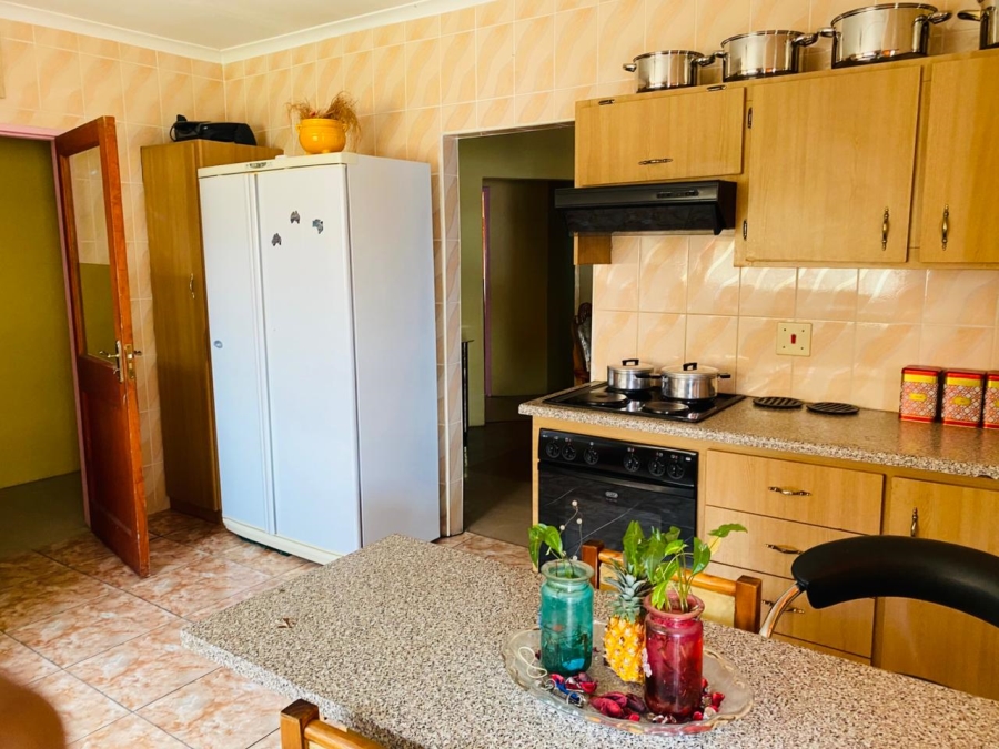 3 Bedroom Property for Sale in Acaciaville KwaZulu-Natal