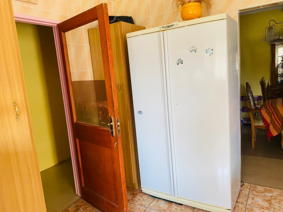 3 Bedroom Property for Sale in Acaciaville KwaZulu-Natal