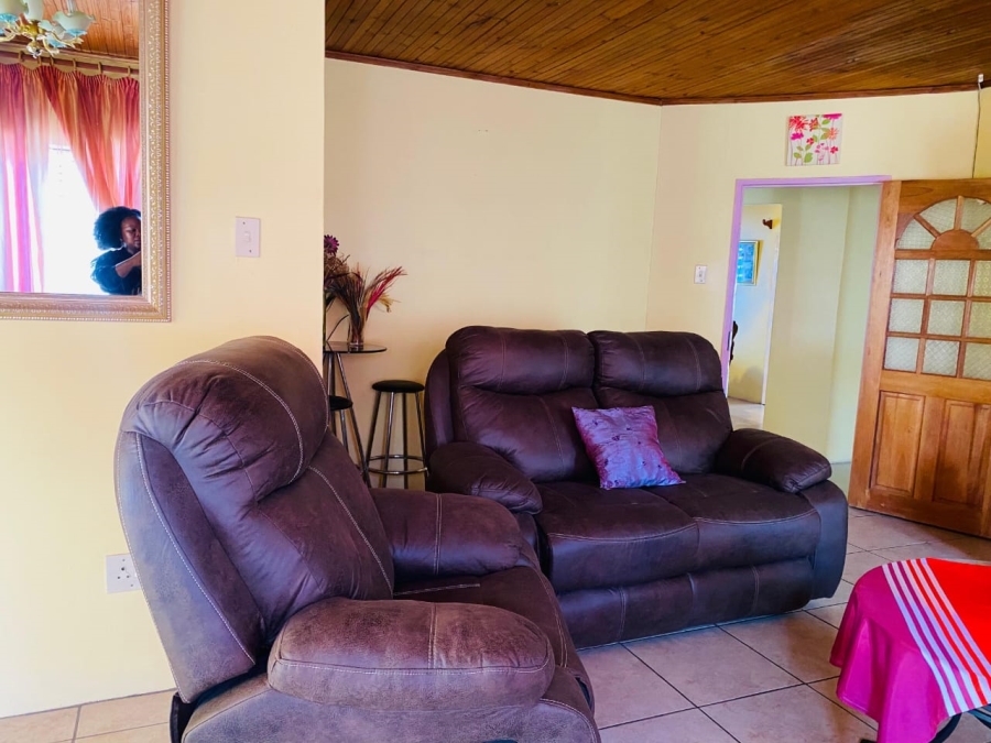 3 Bedroom Property for Sale in Acaciaville KwaZulu-Natal