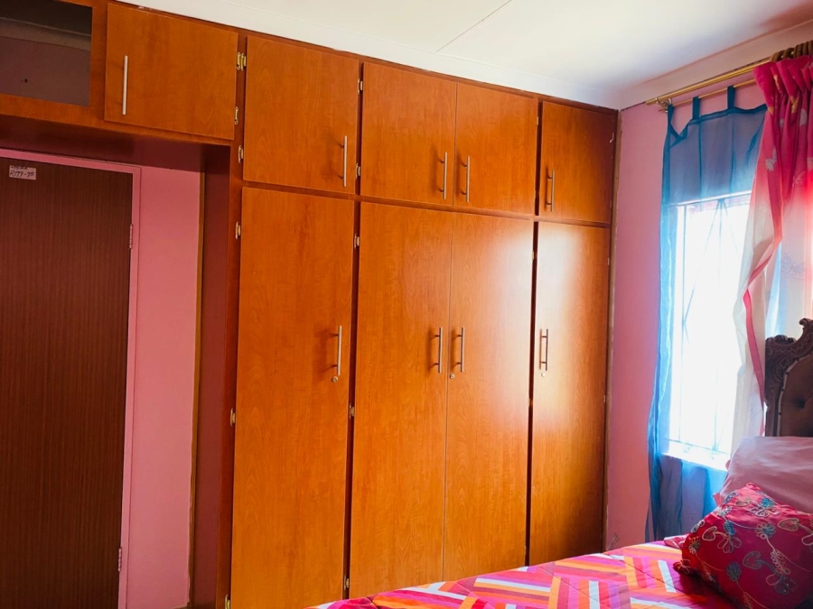 3 Bedroom Property for Sale in Acaciaville KwaZulu-Natal