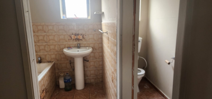 8 Bedroom Property for Sale in Grosvenor KwaZulu-Natal