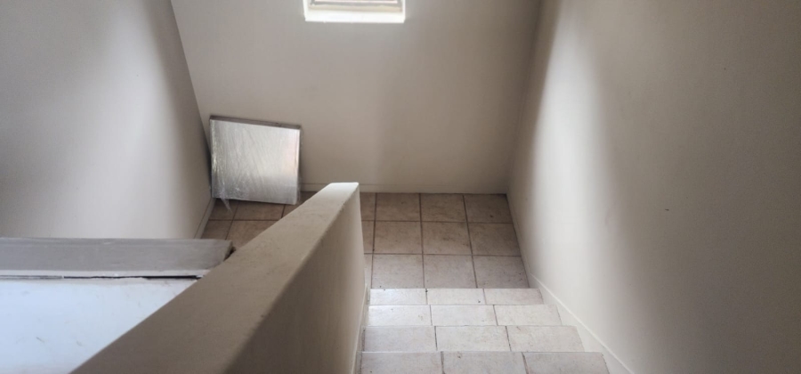 8 Bedroom Property for Sale in Grosvenor KwaZulu-Natal