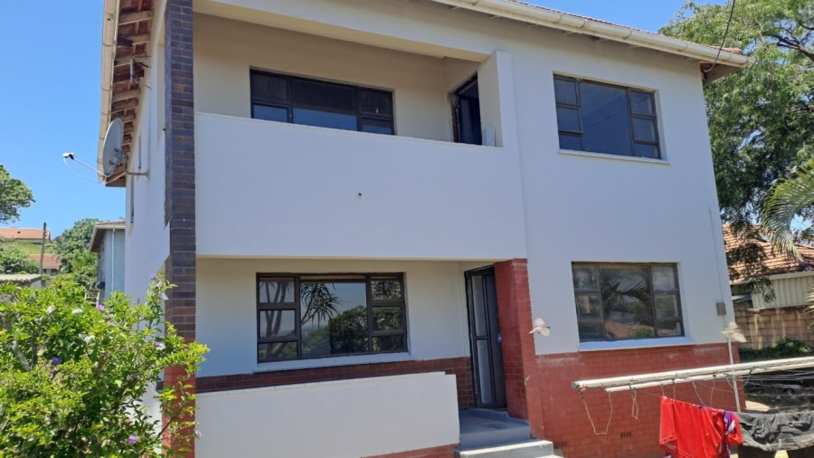 8 Bedroom Property for Sale in Grosvenor KwaZulu-Natal