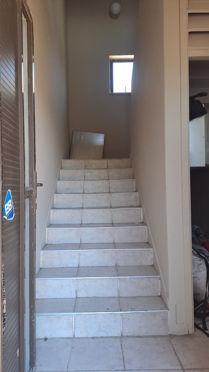 8 Bedroom Property for Sale in Grosvenor KwaZulu-Natal