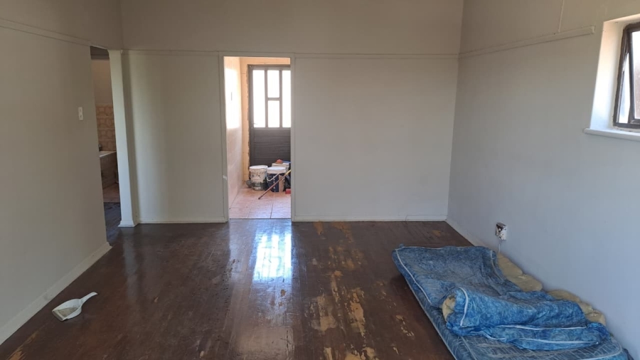 8 Bedroom Property for Sale in Grosvenor KwaZulu-Natal