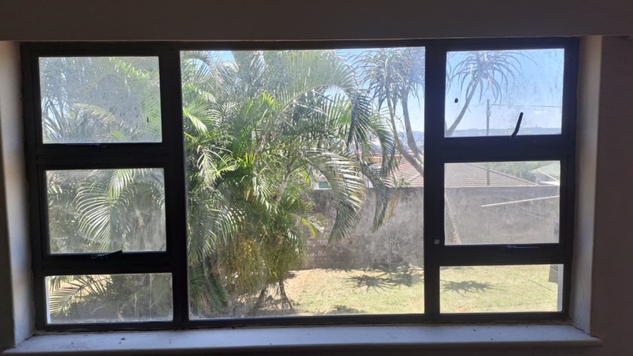 8 Bedroom Property for Sale in Grosvenor KwaZulu-Natal