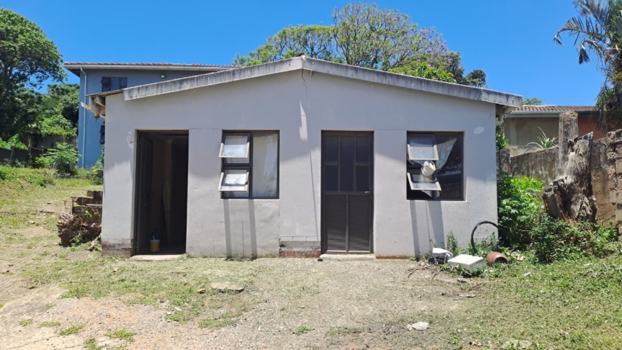 8 Bedroom Property for Sale in Grosvenor KwaZulu-Natal