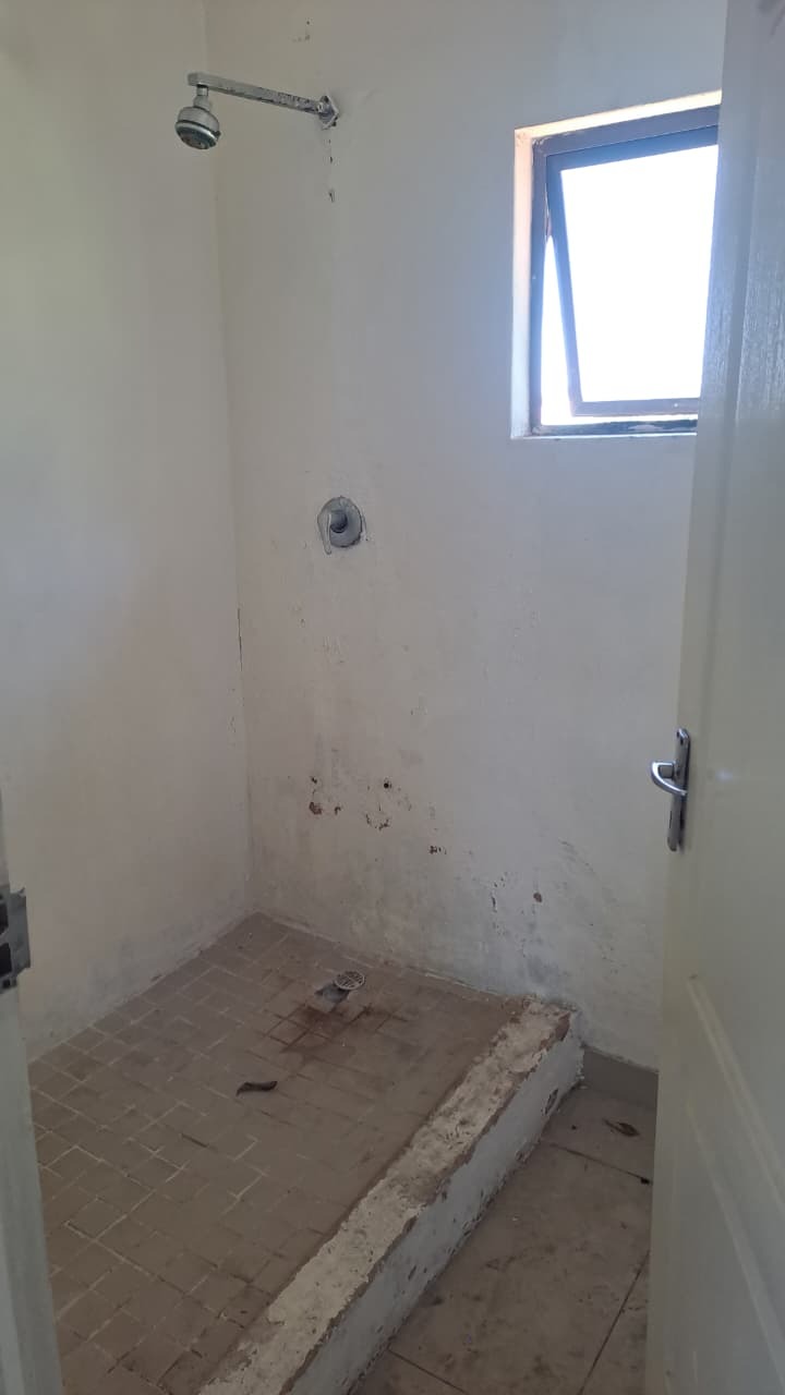 8 Bedroom Property for Sale in Grosvenor KwaZulu-Natal