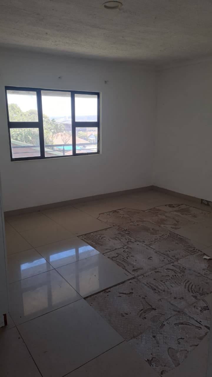 8 Bedroom Property for Sale in Grosvenor KwaZulu-Natal