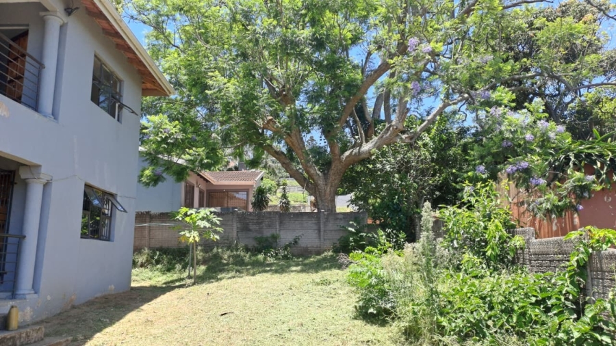 8 Bedroom Property for Sale in Grosvenor KwaZulu-Natal