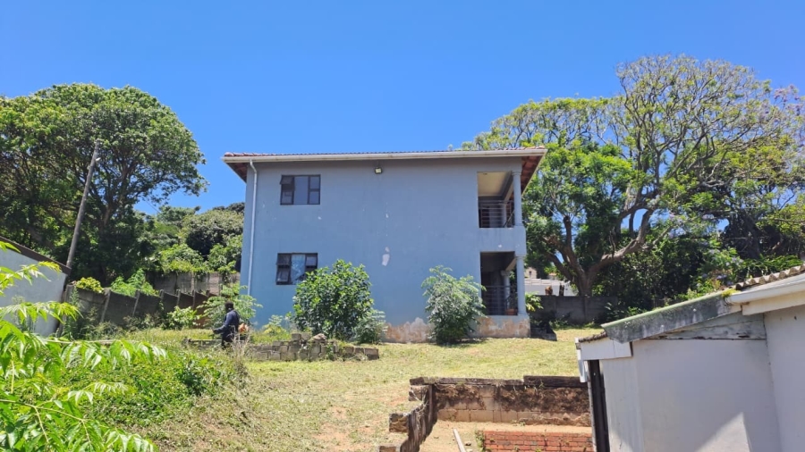 8 Bedroom Property for Sale in Grosvenor KwaZulu-Natal