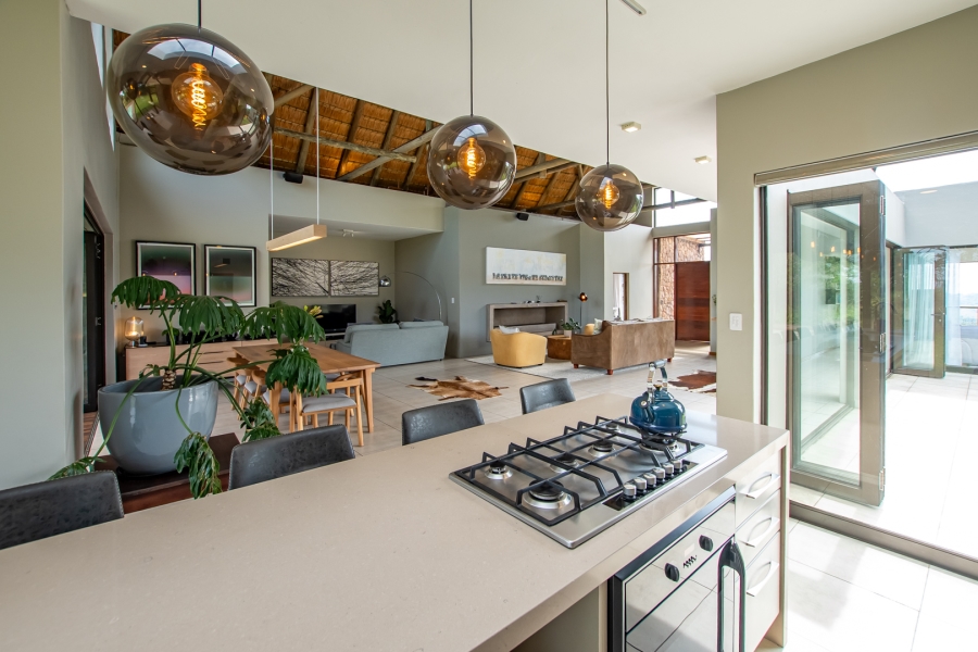 4 Bedroom Property for Sale in Phezulu KwaZulu-Natal