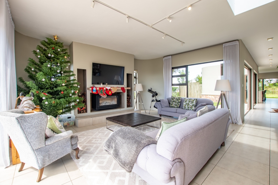 4 Bedroom Property for Sale in Phezulu KwaZulu-Natal