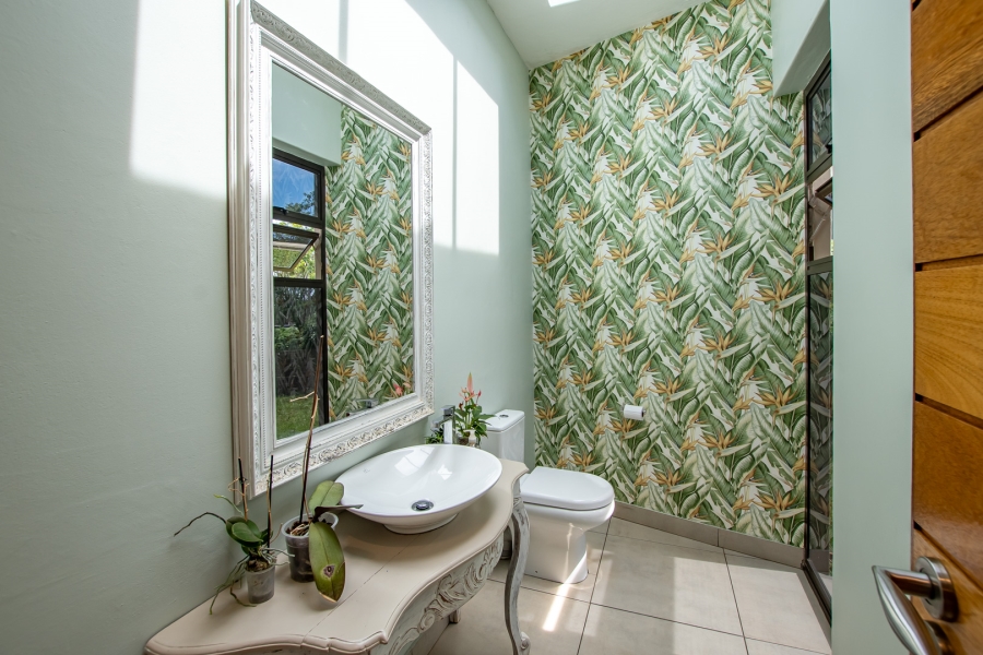 4 Bedroom Property for Sale in Phezulu KwaZulu-Natal