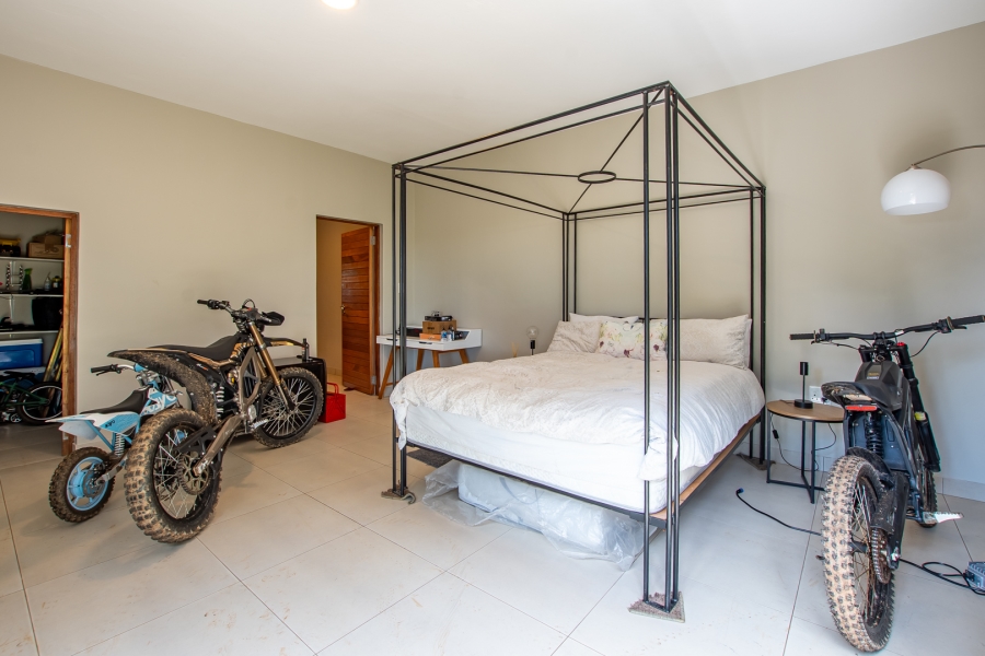 4 Bedroom Property for Sale in Phezulu KwaZulu-Natal