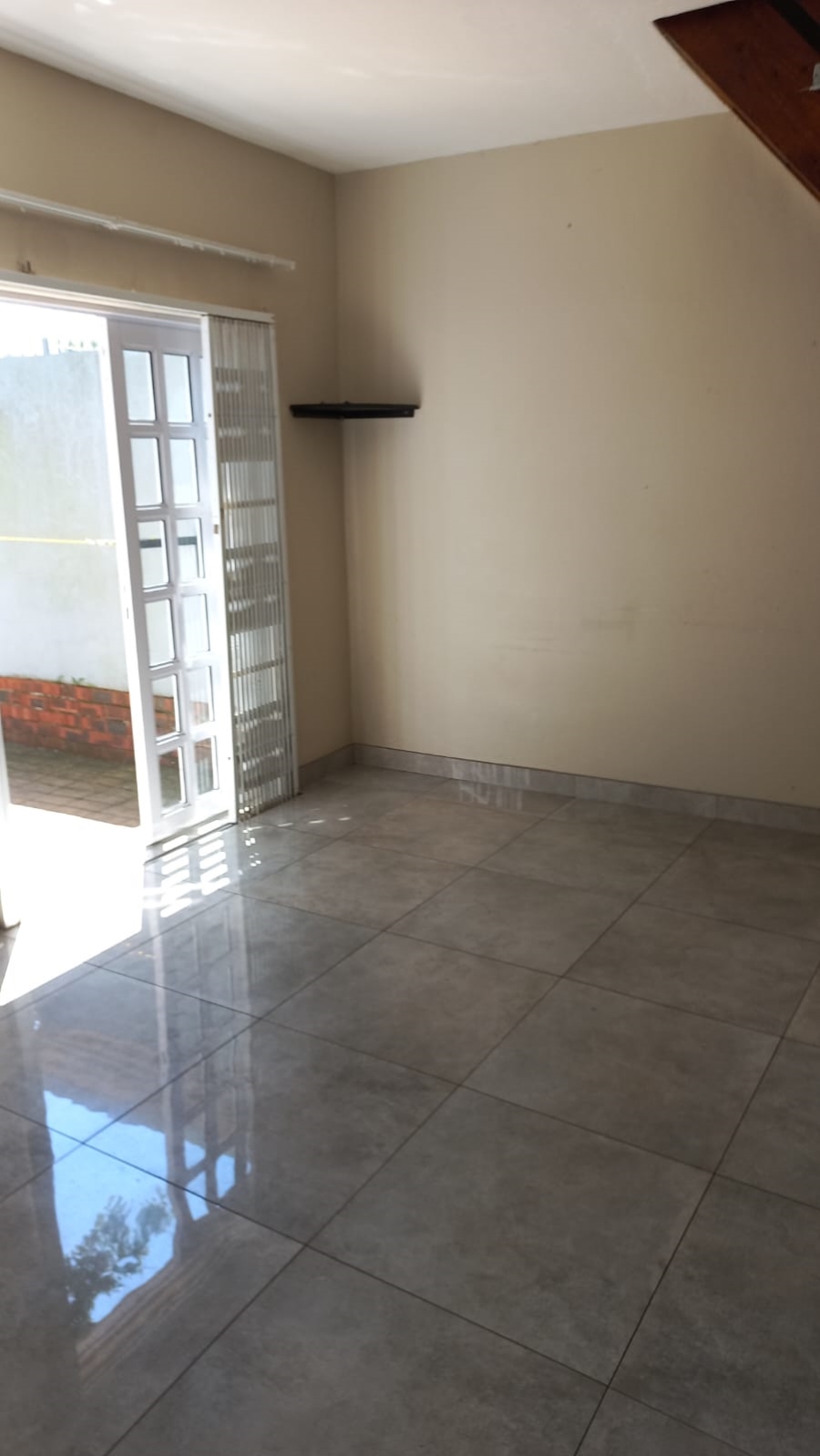 To Let 2 Bedroom Property for Rent in Meer En See KwaZulu-Natal