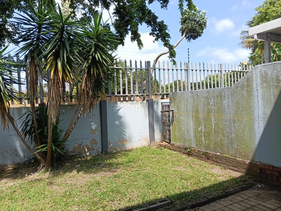 To Let 2 Bedroom Property for Rent in Meer En See KwaZulu-Natal