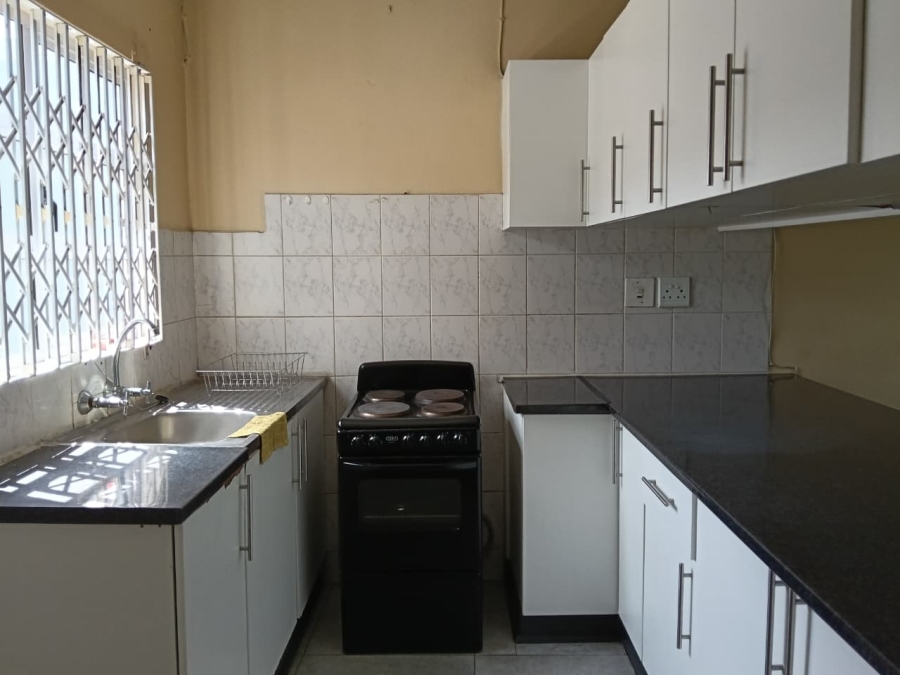 To Let 2 Bedroom Property for Rent in Meer En See KwaZulu-Natal