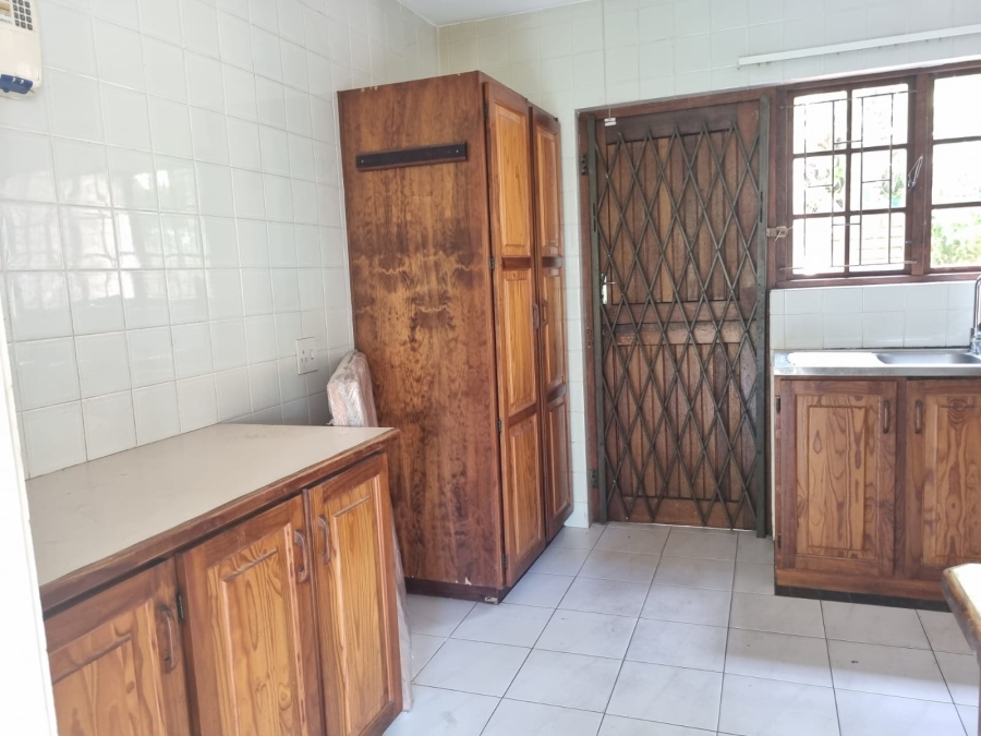 5 Bedroom Property for Sale in Glenwood KwaZulu-Natal