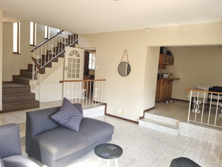 5 Bedroom Property for Sale in Glenwood KwaZulu-Natal