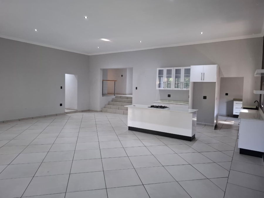 4 Bedroom Property for Sale in Meer En See KwaZulu-Natal