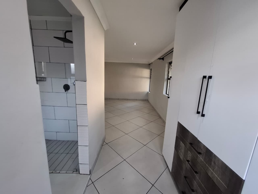 4 Bedroom Property for Sale in Meer En See KwaZulu-Natal