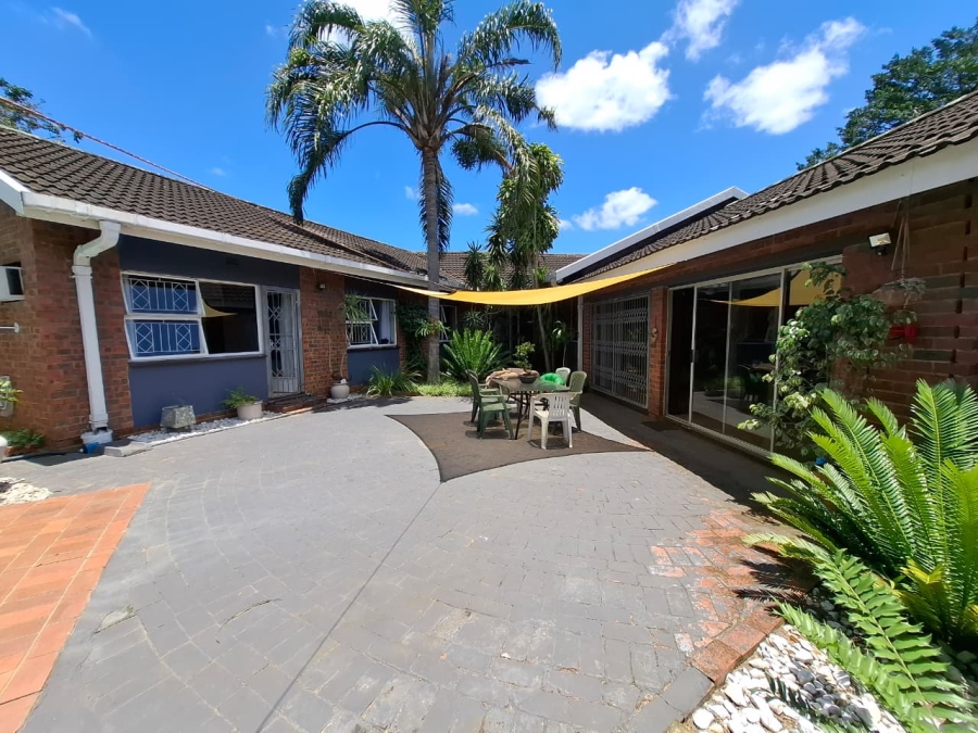 4 Bedroom Property for Sale in Meer En See KwaZulu-Natal