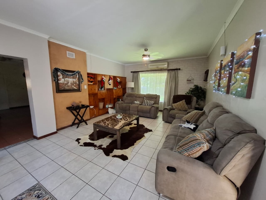 4 Bedroom Property for Sale in Meer En See KwaZulu-Natal