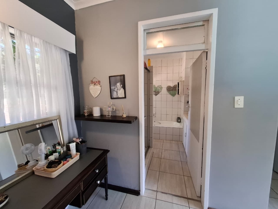 4 Bedroom Property for Sale in Meer En See KwaZulu-Natal