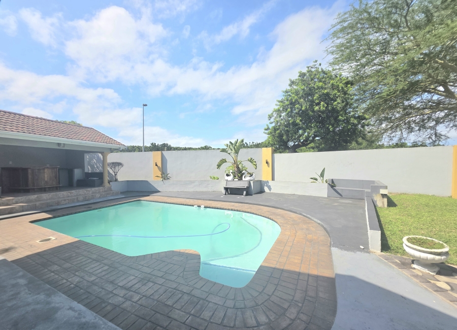 4 Bedroom Property for Sale in Veld En Vlei KwaZulu-Natal