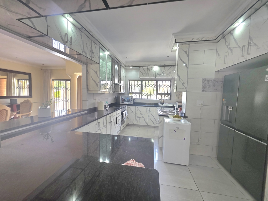 4 Bedroom Property for Sale in Veld En Vlei KwaZulu-Natal