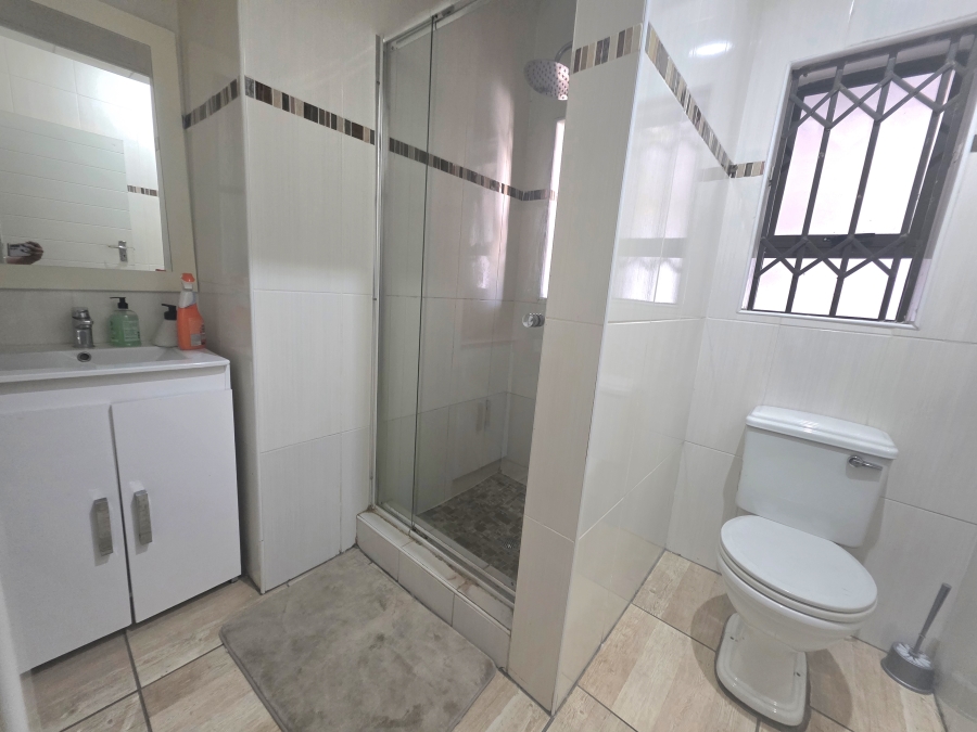 4 Bedroom Property for Sale in Veld En Vlei KwaZulu-Natal