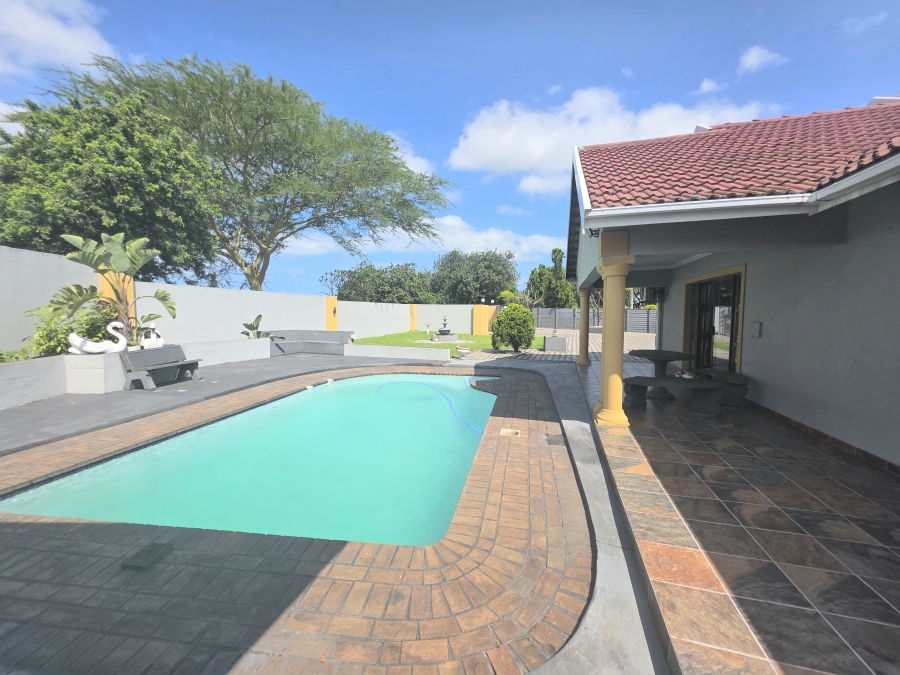 4 Bedroom Property for Sale in Veld En Vlei KwaZulu-Natal