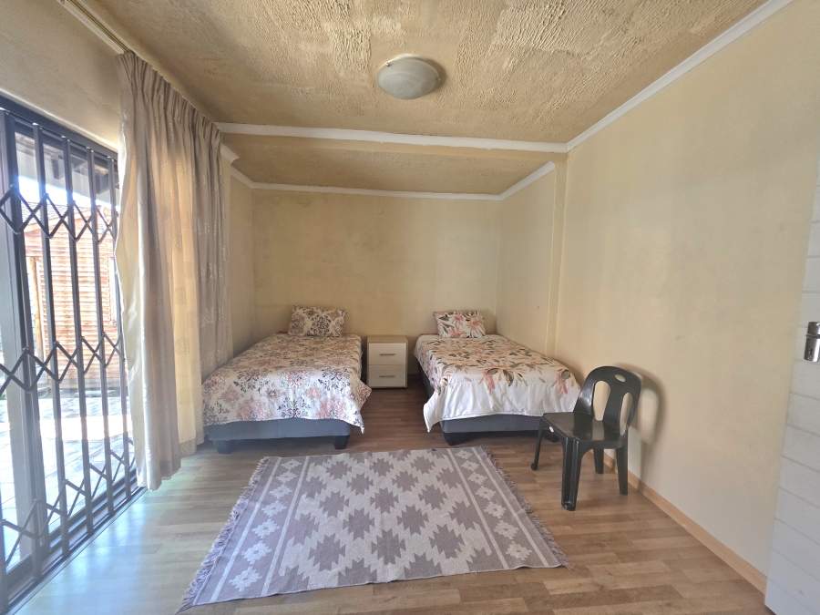 4 Bedroom Property for Sale in Veld En Vlei KwaZulu-Natal