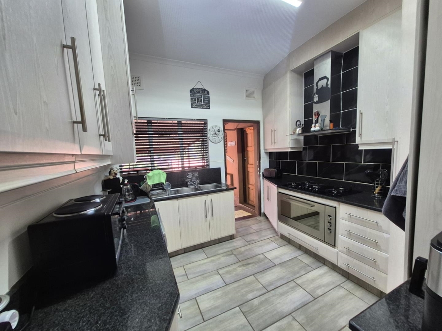 4 Bedroom Property for Sale in Prestbury KwaZulu-Natal