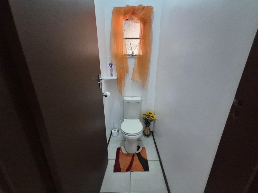 4 Bedroom Property for Sale in Prestbury KwaZulu-Natal