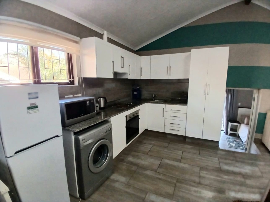 To Let 1 Bedroom Property for Rent in Westbrook KwaZulu-Natal