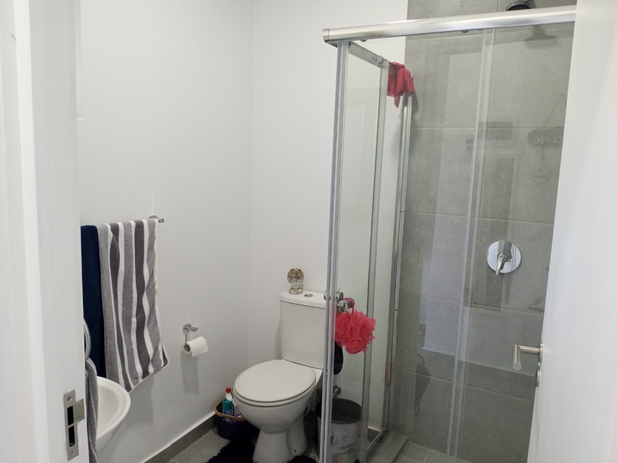 To Let 2 Bedroom Property for Rent in Salt Rock KwaZulu-Natal